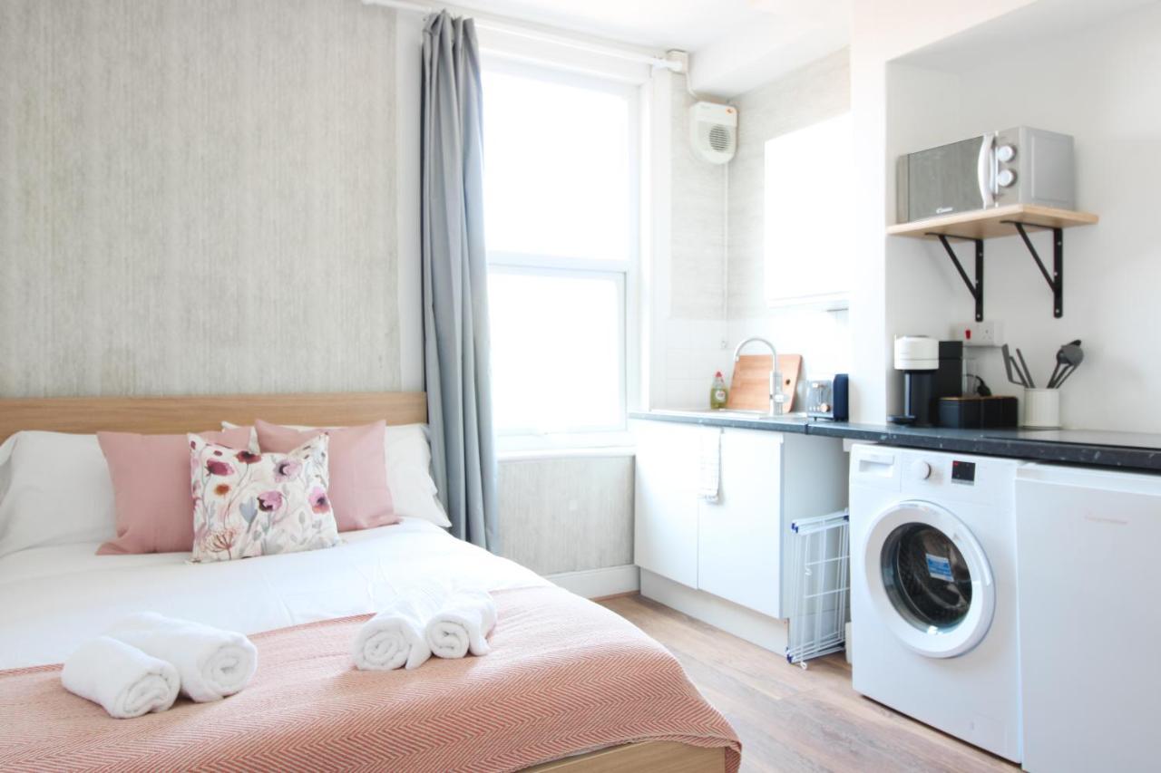Апартаменты Lovely Studio Flats In Hackney Лондон Экстерьер фото