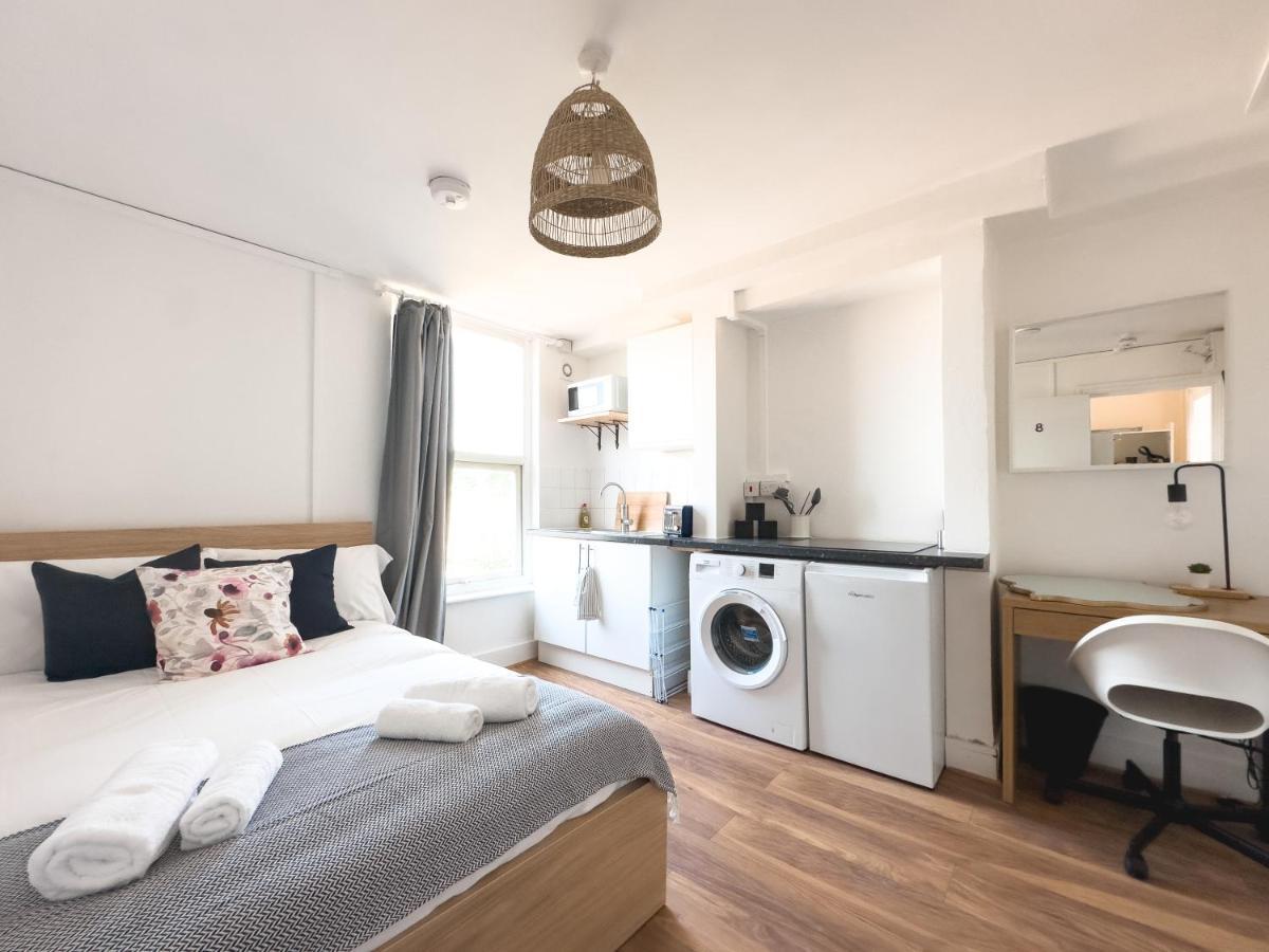 Апартаменты Lovely Studio Flats In Hackney Лондон Экстерьер фото